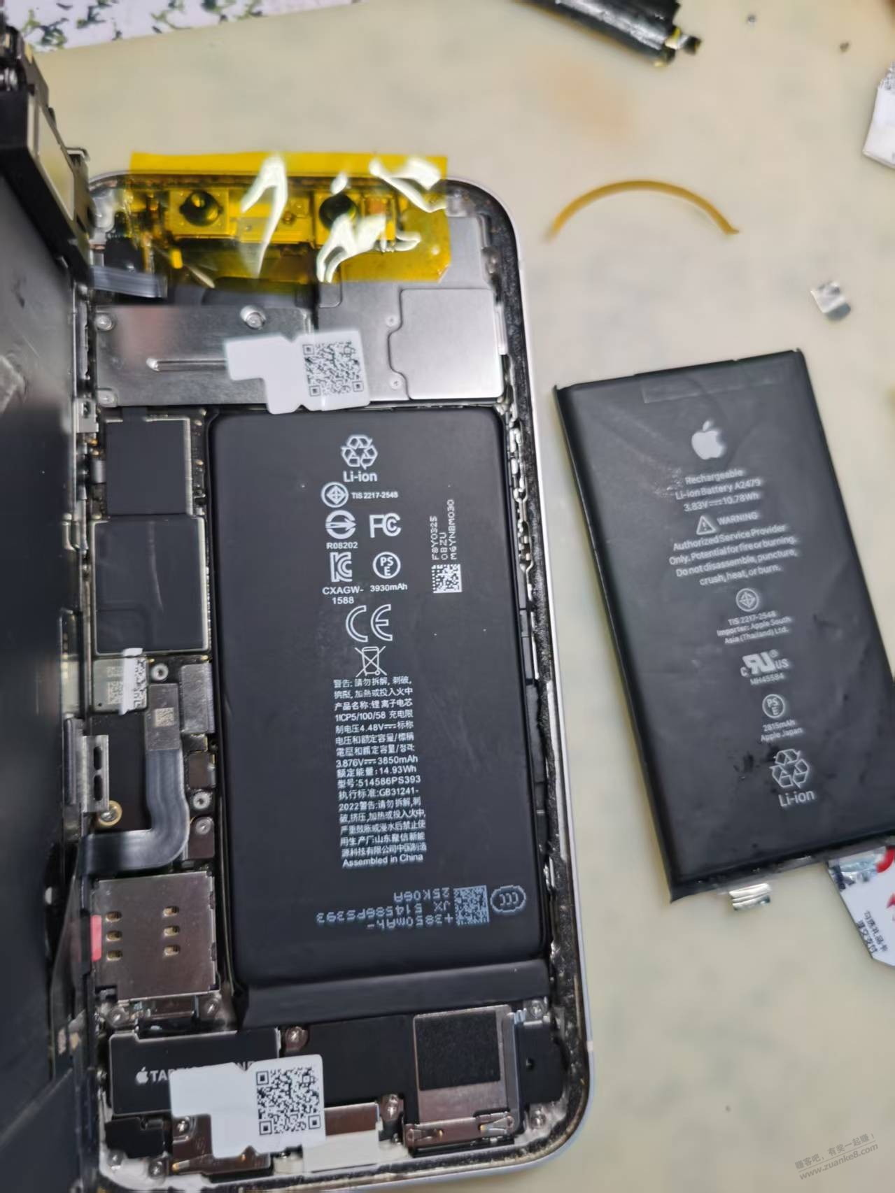 苹果12 自己换电池 搞定，比以前耐用多了