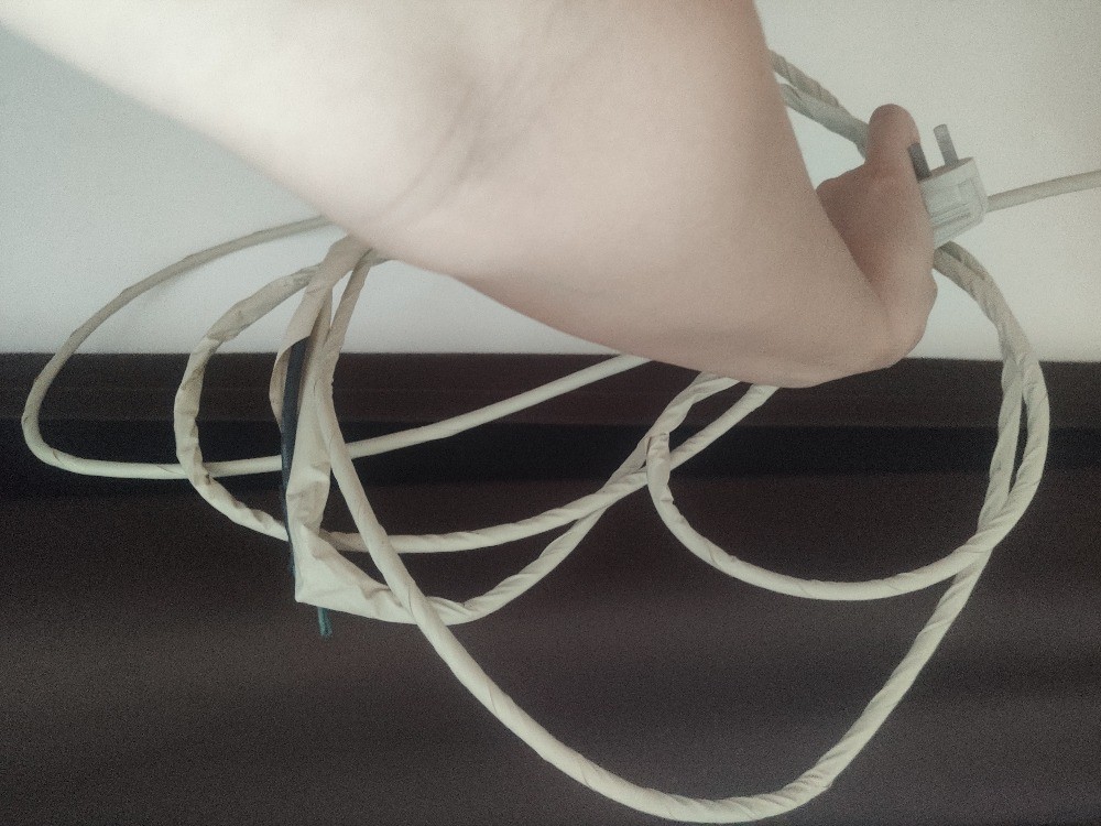 新房装空调不想让亲戚来装了