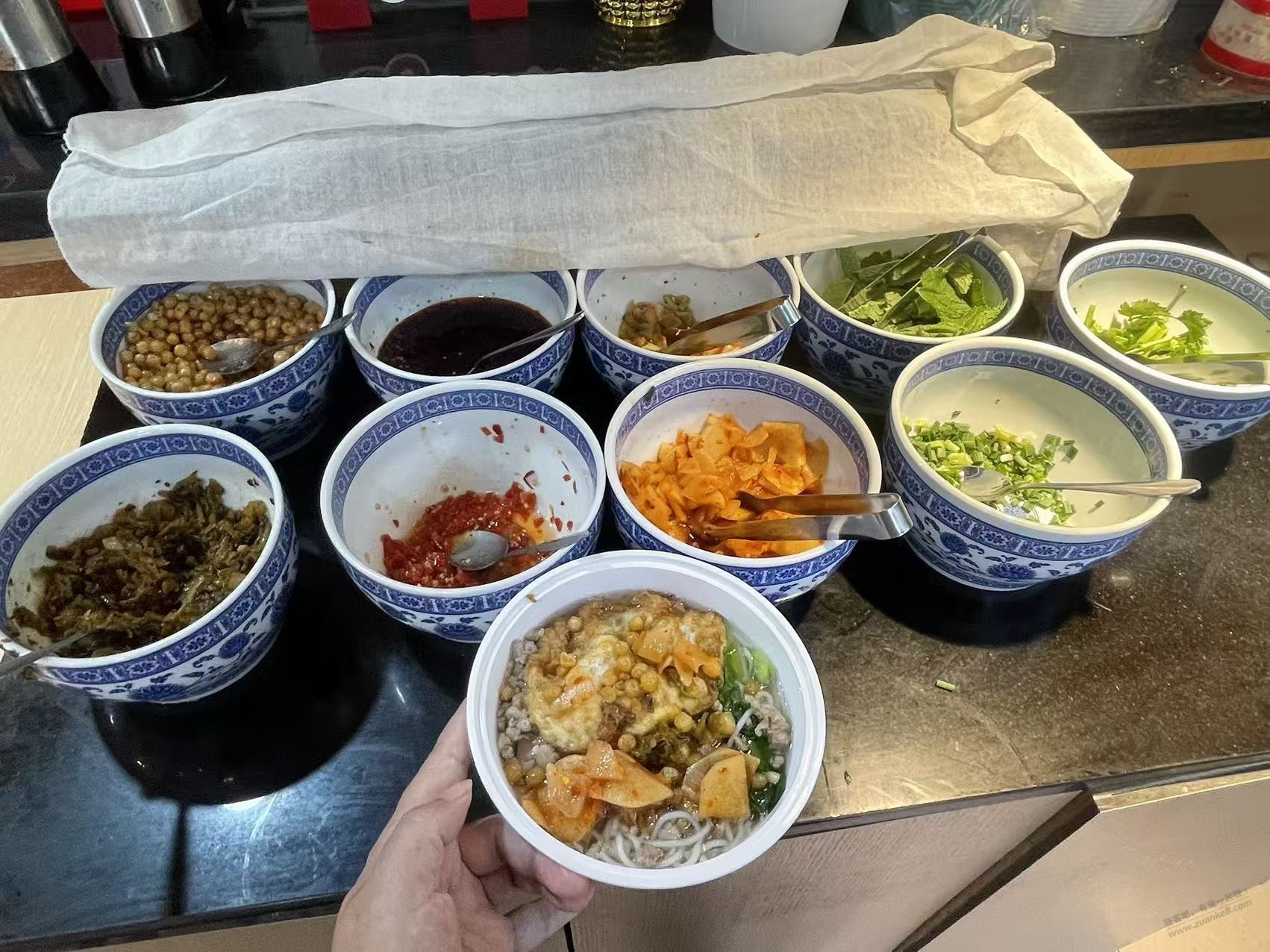 深圳物价，今日早餐 5.6=云南米线+鸡蛋+火腿肠