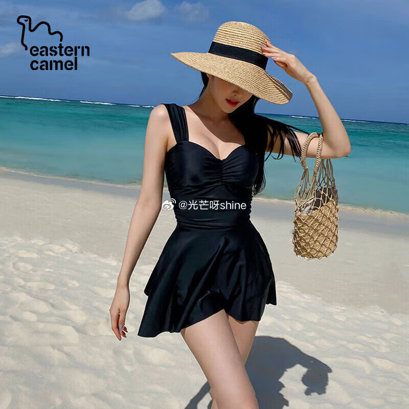 领69-30 东方骆驼 黑色裙式连体保守感显瘦遮肚泳衣【49】 东方骆驼 长袖防晒分体泳衣【39】 ...